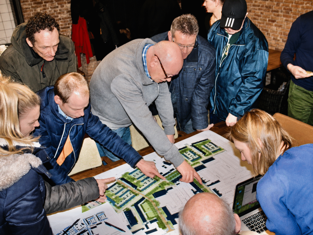 Bewonersbijeenkomst Thomas van Aquinostraat Bewonersbijeenkomst Thomas van Aquinostraat